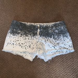 LF ombré grey to white splattered shorts!